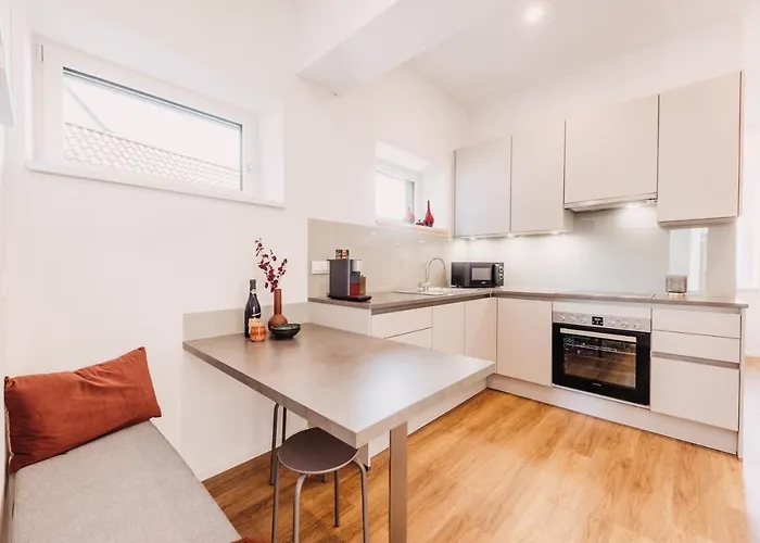 Wohnen Bahnstrasse 5 דירה *