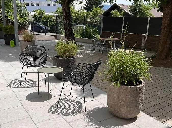 Apartament Wohnen Bahnstrasse 5 *